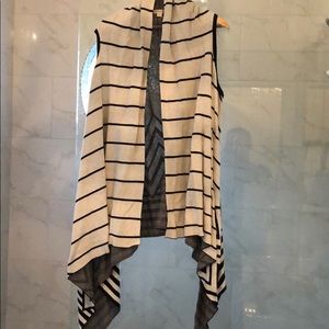 NWT Merona Black/White Sweater